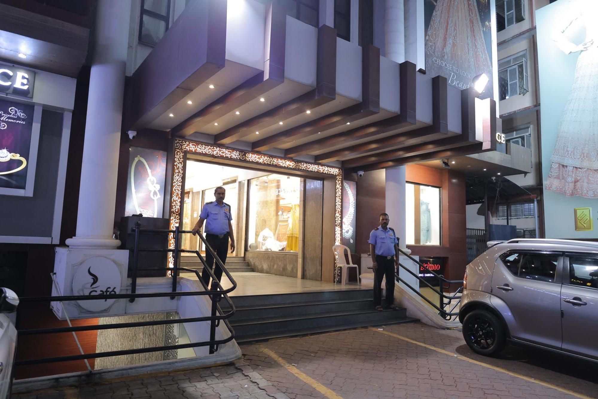 Hotel Mangalore International Eksteriør billede