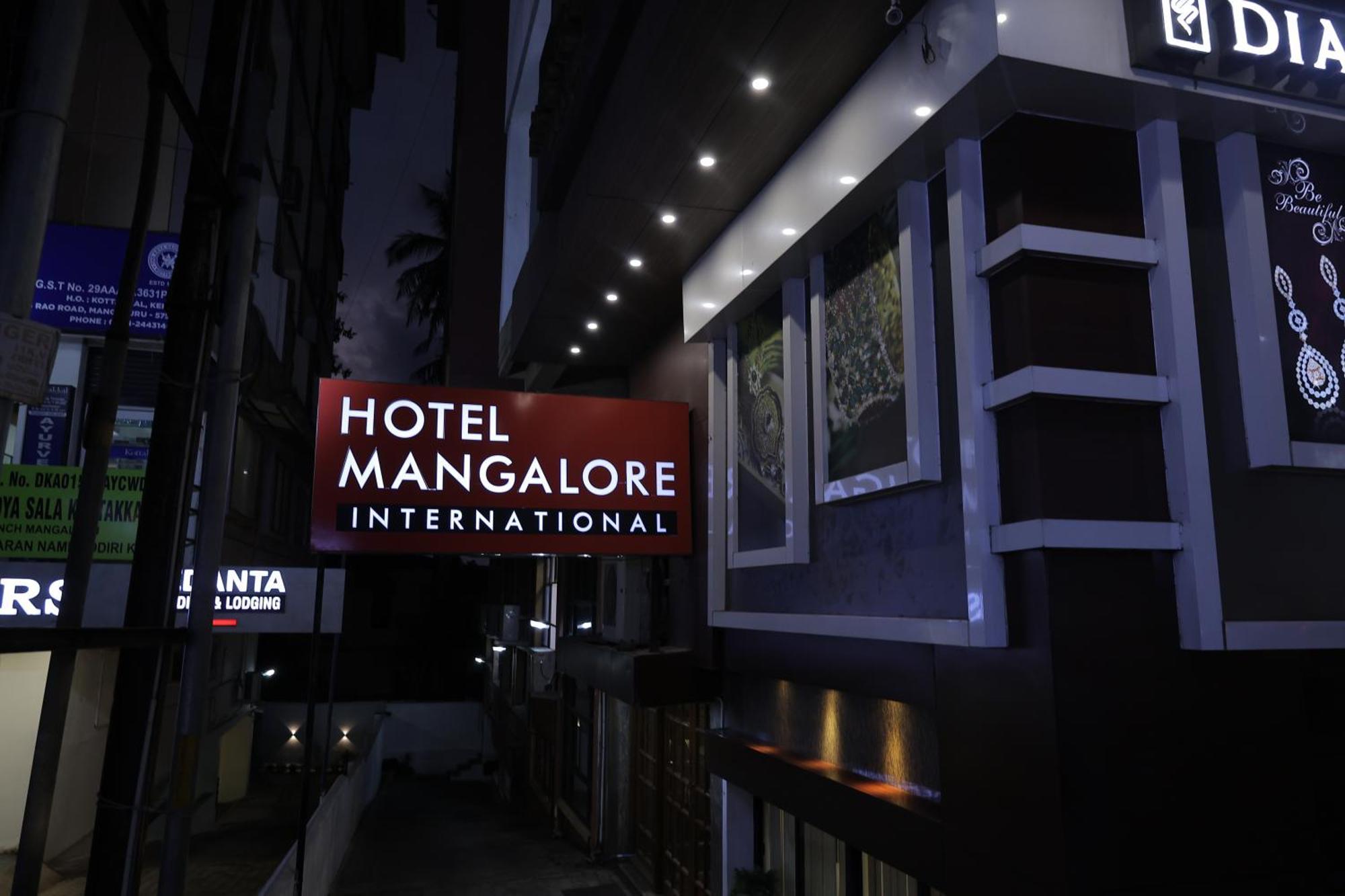 Hotel Mangalore International Eksteriør billede