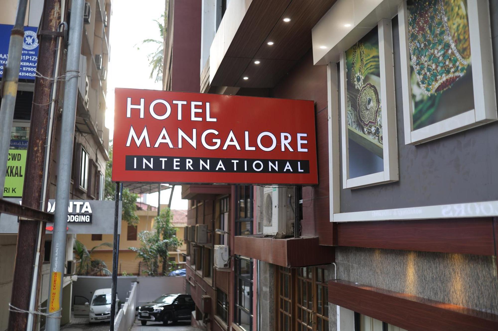 Hotel Mangalore International Eksteriør billede
