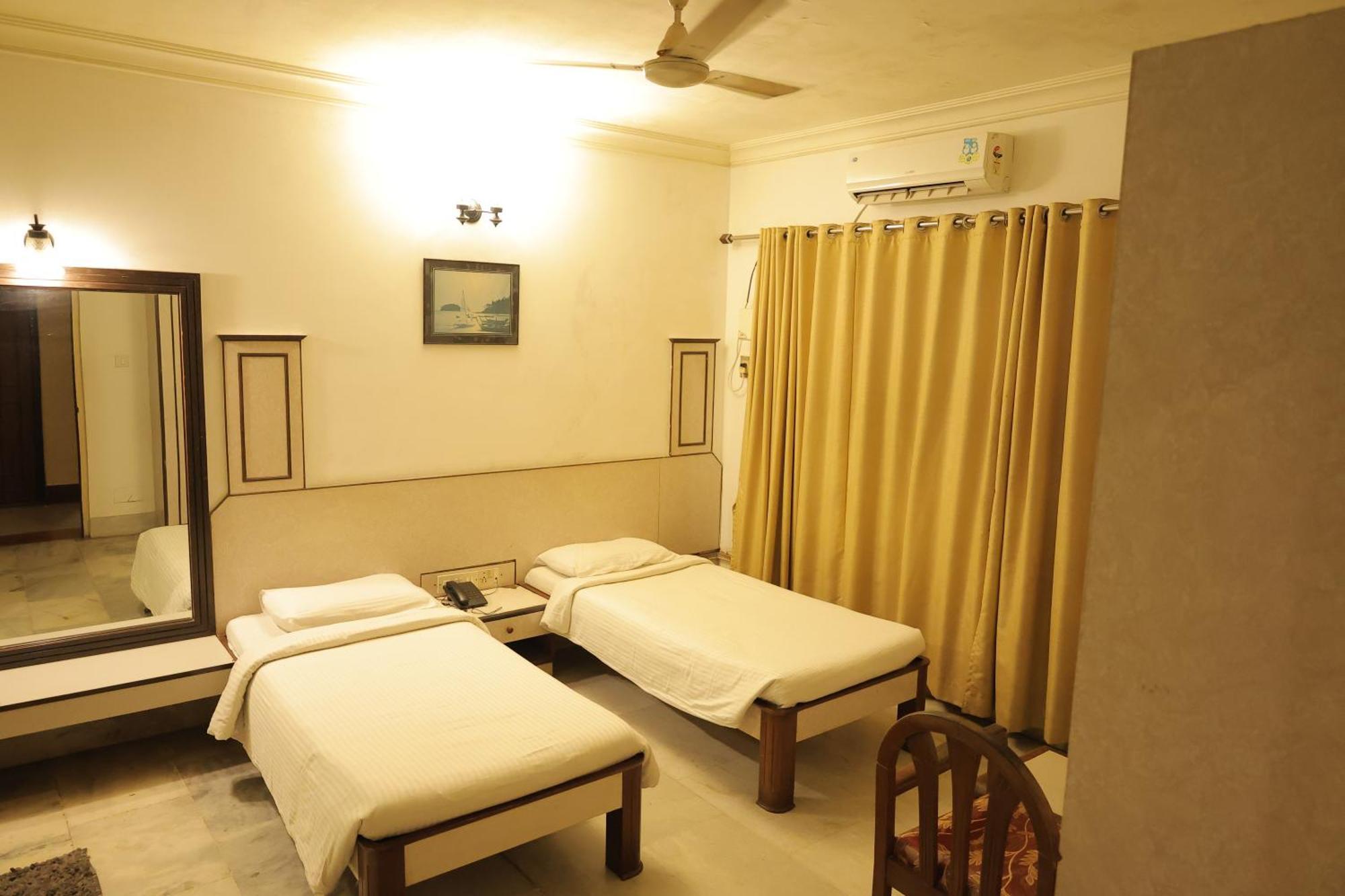 Hotel Mangalore International Eksteriør billede