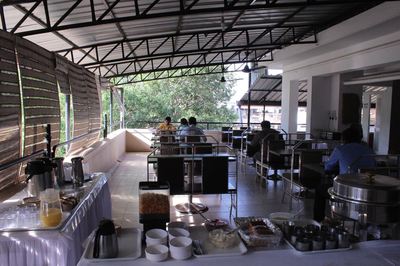 Hotel Mangalore International Eksteriør billede