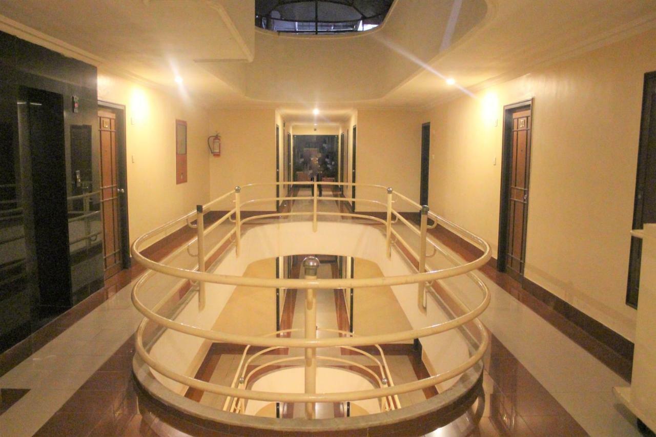 Hotel Mangalore International Eksteriør billede